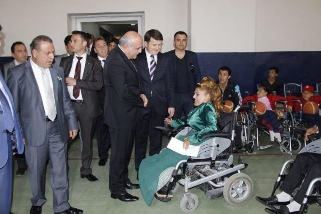 Vali İpek: "pkk 3 Vatandaşımızı Ka&ccedil;ırdı, Bu Olay S&uuml;reci Baltalamaya Y&ouml;neliktir&rdquo;