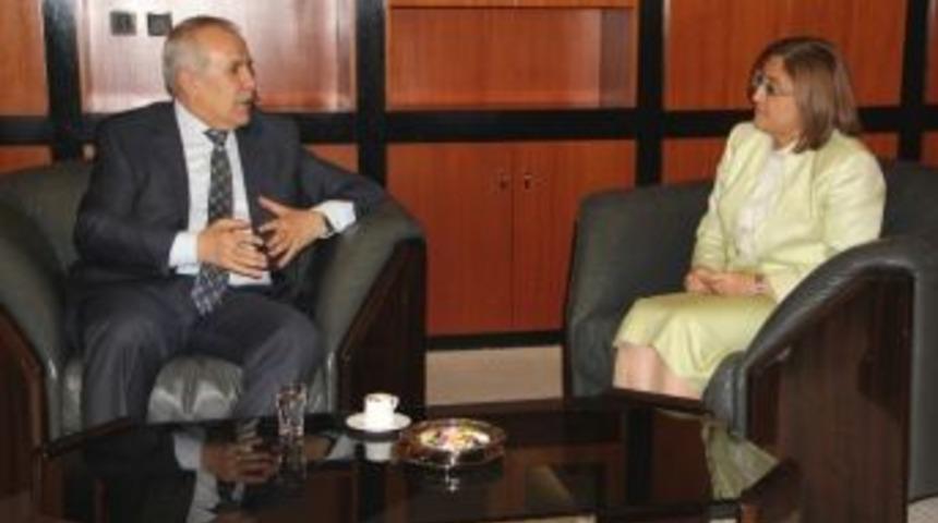 Vali Ata'dan Şahin'e "hayırlı Olsun" Ziyareti