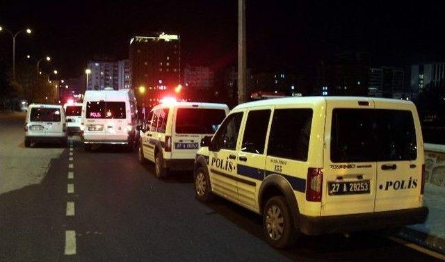 Gaziantep’te Gece Yarısı Şüpheli Araç Alarmı