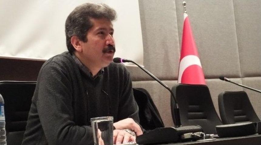Prof. Dr. M. Fatih Andı, Dilin &Ouml;nemini Anlattı