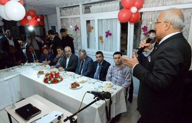 Başkan Kocamaz  romanlar G&uuml;n&uuml; ne Katıldı 1