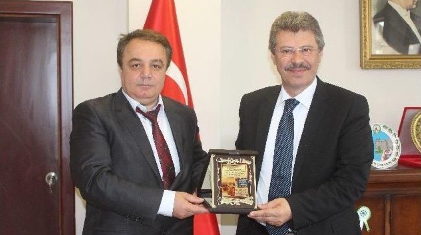 Kayseri Şeker'e Plaket