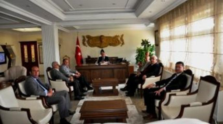 Asimder'den Vali Haner'e Ziyaret