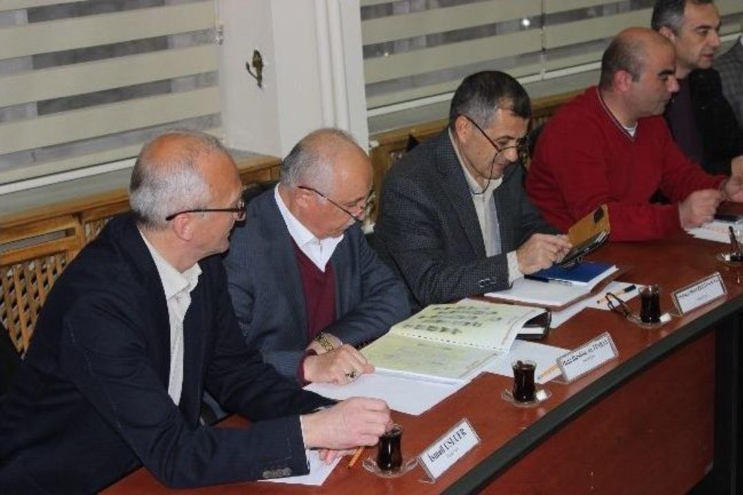 Tavşanlı'da Belediye Meclisi İlk Kez Toplandı