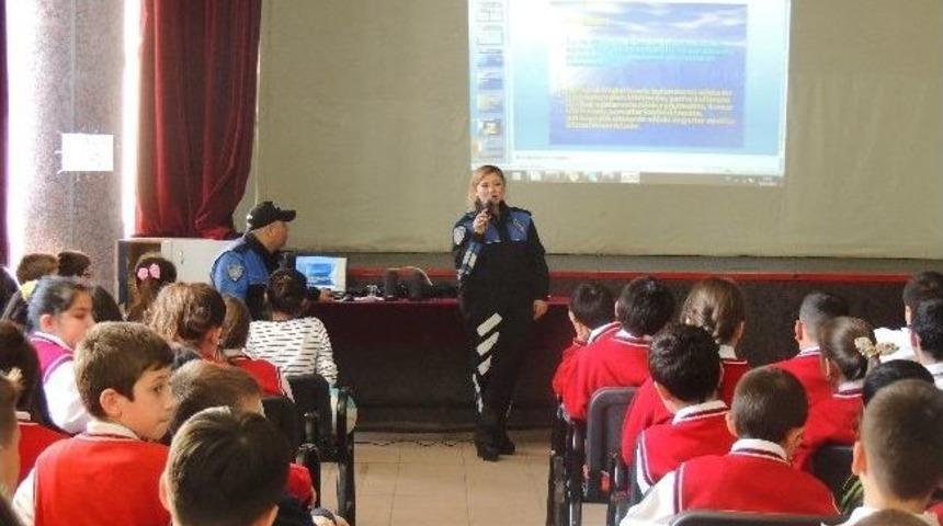 &Ccedil;orlu'da Toplum Destekli Polisler Her Yerde