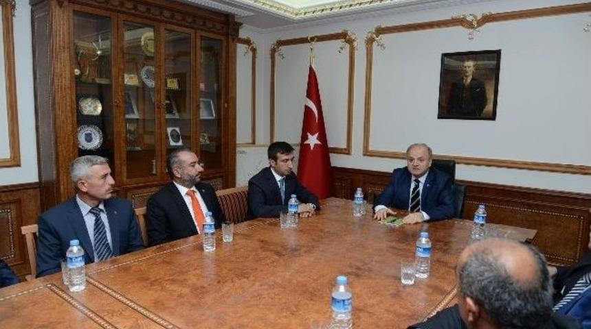 Yeni D&ouml;nem İl Genel Meclisi &Uuml;yeleri Vali &Ouml;zdemir &Ccedil;akacak&rsquo;ı Ziyaret Etti