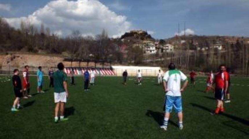 Koyulhisar İl&ccedil;e Futbol Takımı Kuruldu