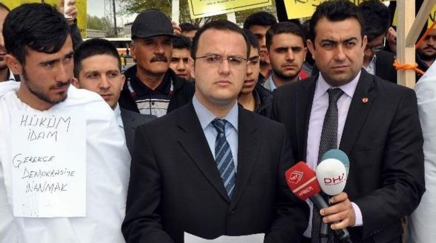 Mısır'daki İdamlar Dar Ağacı İle Protesto Edildi