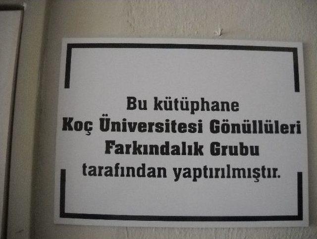 Koç Üniversitesi Gönüllüleri Farkındalık Grubu Kütüphane Kurmak İçin Tercan'da