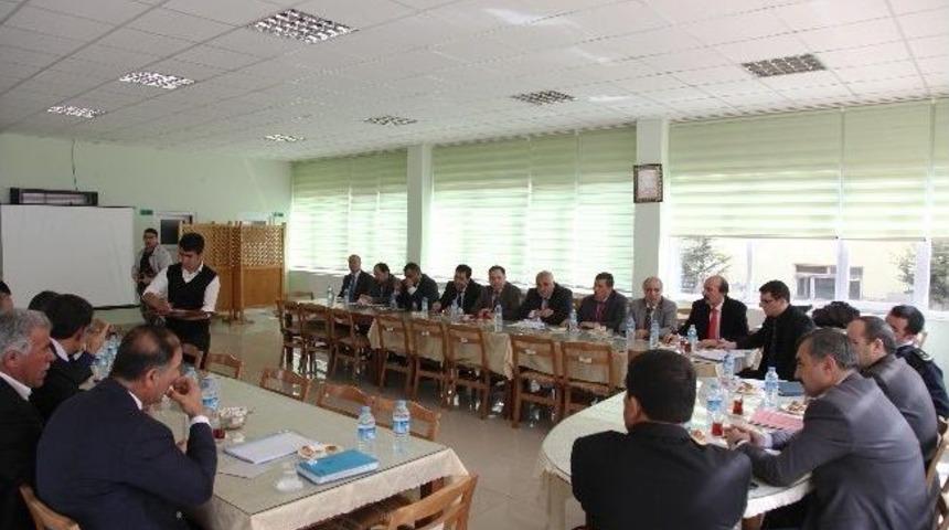 Ahlat&rsquo;ta 2013 Yılı Değerlendirme Toplantısı