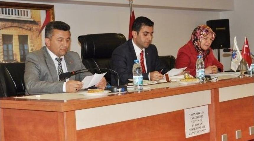Kemalpaşa'da Yeni D&ouml;nemin İlk Meclisi Toplandı