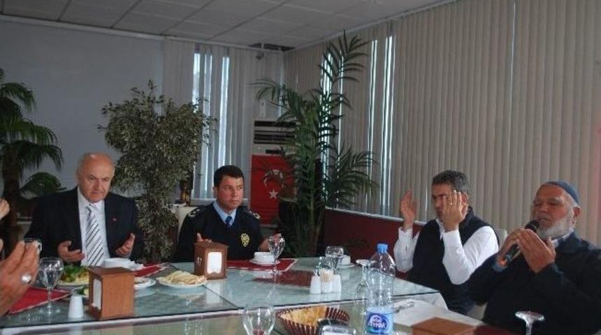 Polis Teşkilatından Şehit Ailelerine Ve Gazilere Yemek