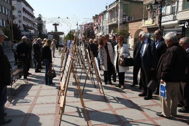 Edirne Mimarlar Odası Mimar Sinan Anıtına Çelenk Sundu