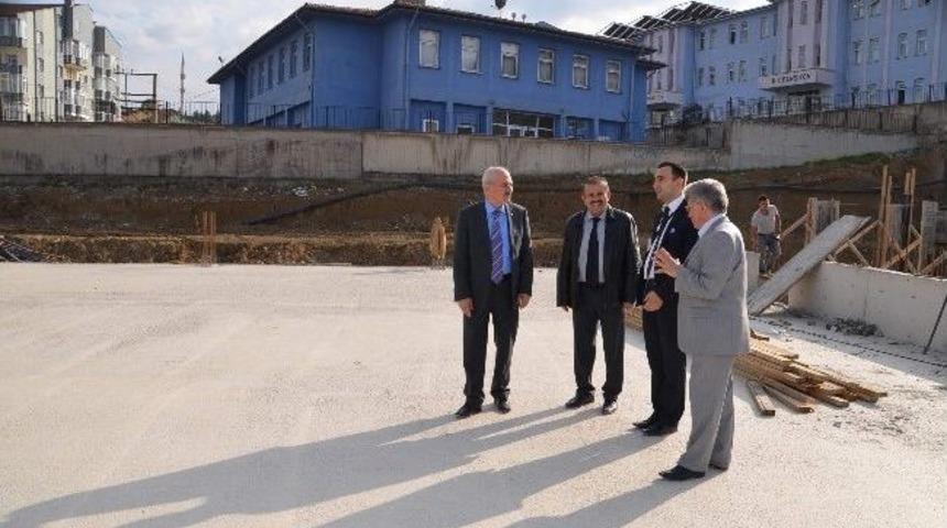 Uzun Okul İnşaatı İncelemelerinde