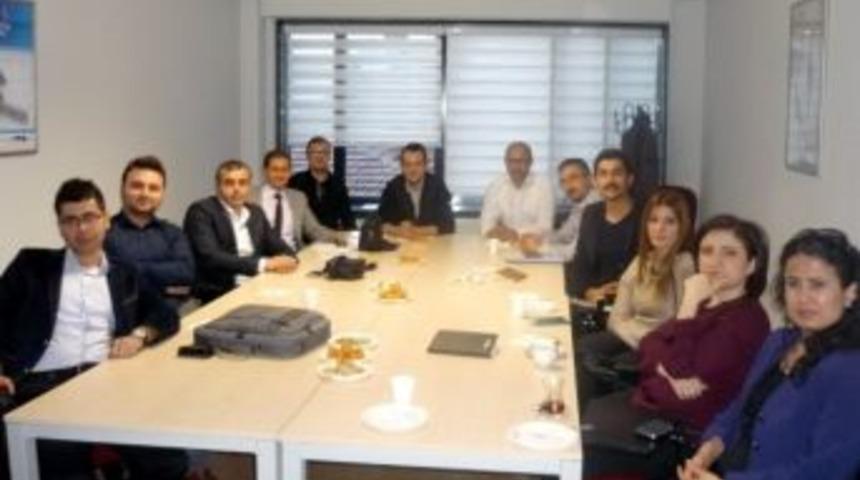 Uşak Abigem Yeni Sezona Kişisel Gelişim Eğitimi İle Başladı