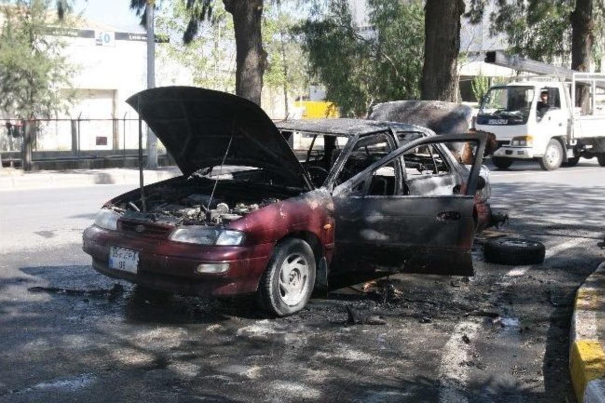 Seyir Halindeki Otomobil Bir Anda Alev Aldı