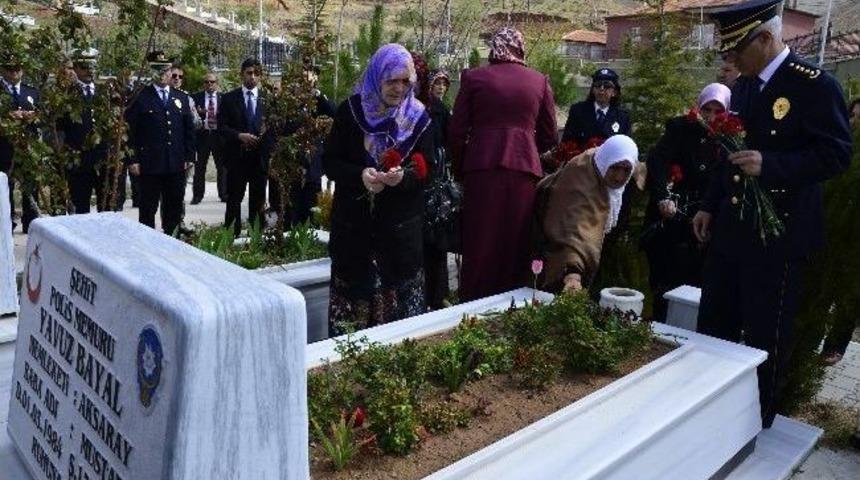 Aksaray&rsquo;da Şehitlik Ziyareti