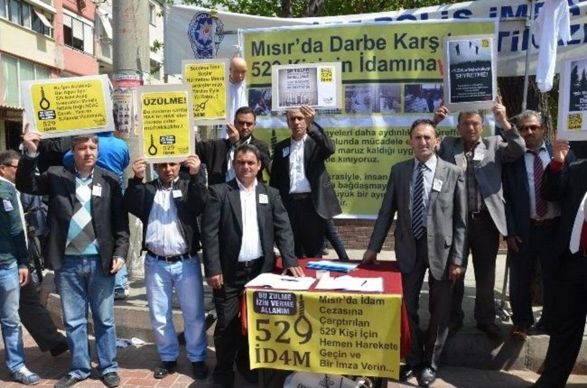 Ak Parti Akhisar Gen&ccedil;lik Kolları'ndan Mısır&rsquo;daki İdamlar İ&ccedil;in İmza Kampanyası