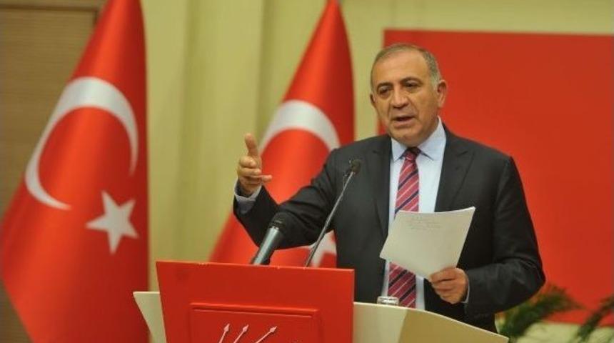 Chp&rsquo;li Tekin, Kılı&ccedil;daroğlu&rsquo;na Yapılan Saldırıyı Değerlendirdi