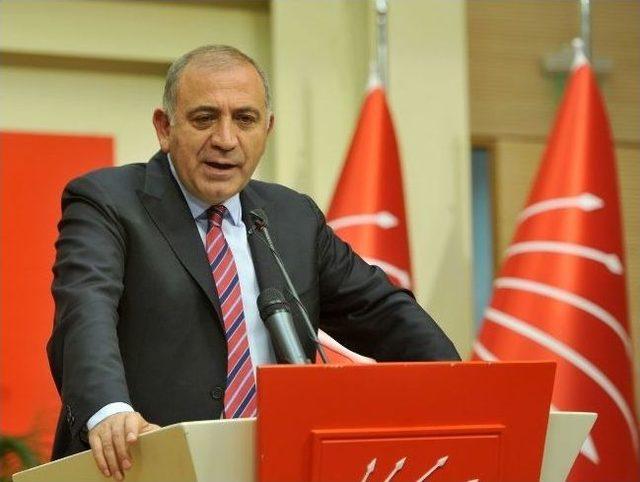 Chp&rsquo;li Tekin, Kılı&ccedil;daroğlu&rsquo;na Yapılan Saldırıyı Değerlendirdi 1