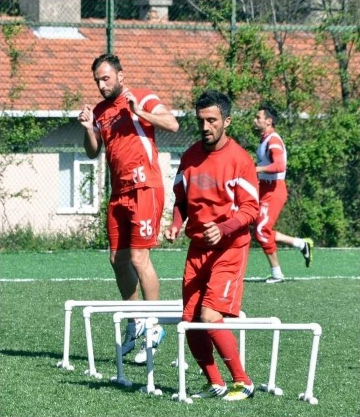 K&ouml;m&uuml;rspor, &Ccedil;avırovaspor Ma&ccedil;ı Hazırlıklarını S&uuml;rd&uuml;r&uuml;yor