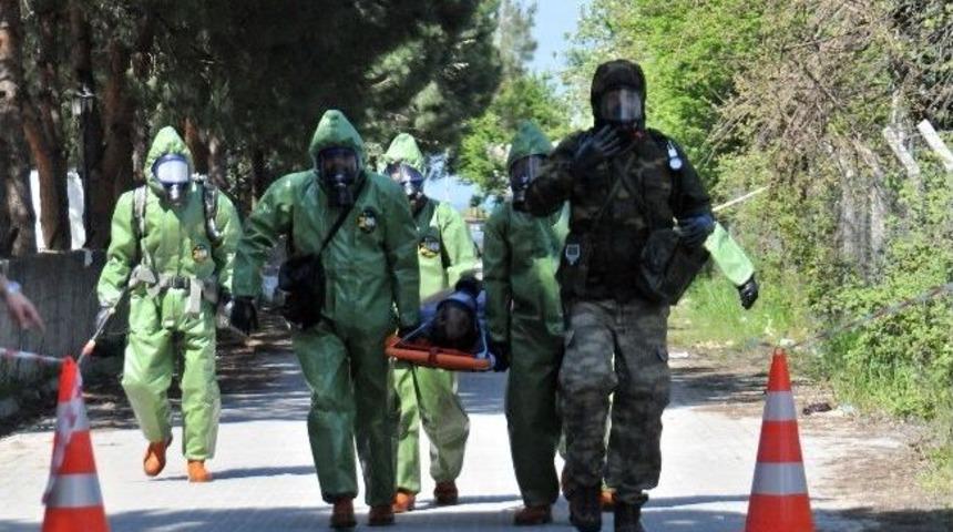 Yalova'da End&uuml;striyel Kaza Tatbikatı Ger&ccedil;eğini Aratmadı