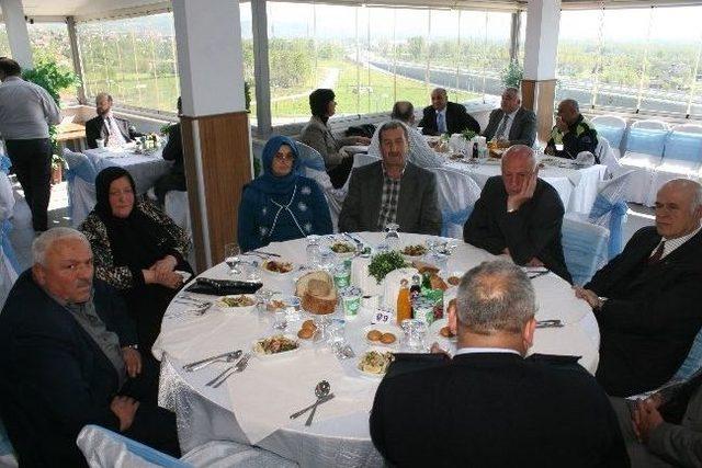 Polis Teşkilatından Şehit Yakınlarına Ve Gazilere Yemek