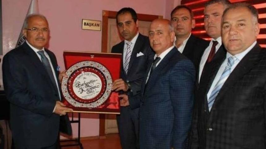 Komacaz, Makamında Ziyaret&ccedil;ilerini Ağırlıyor