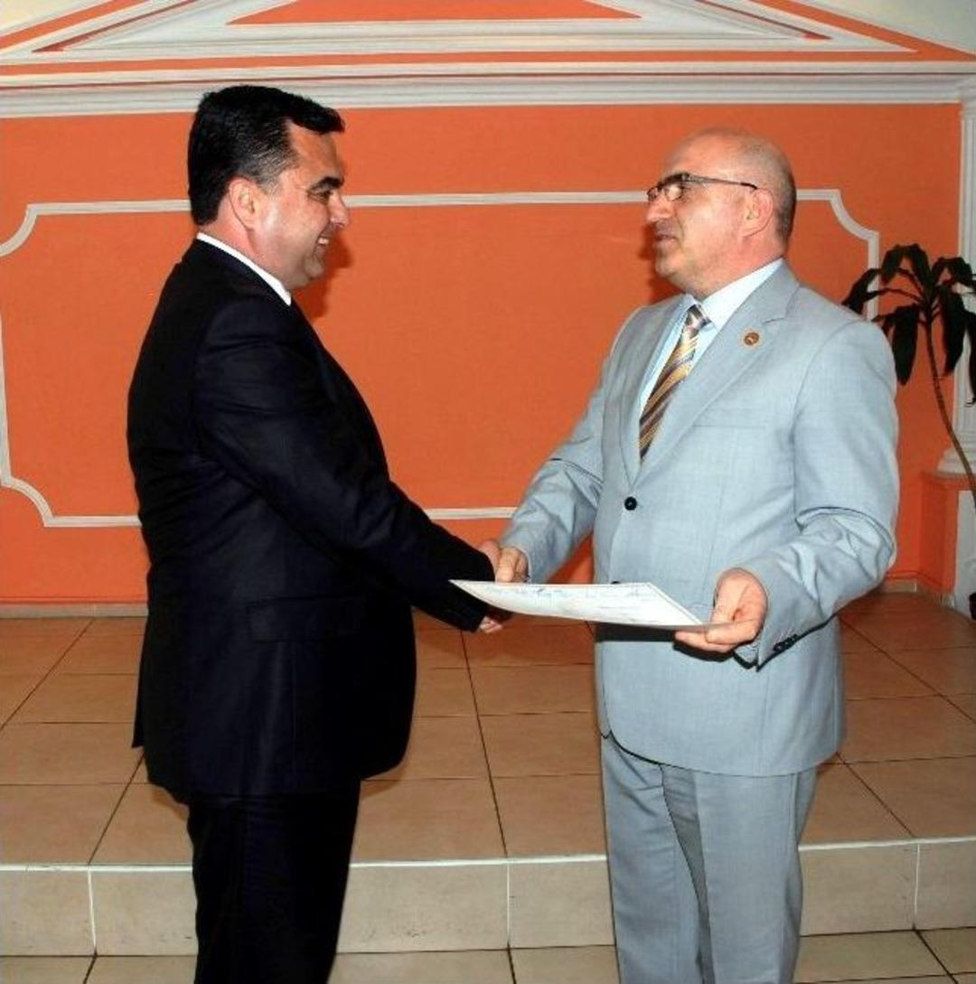 Başkan Kılı&ccedil;, Mazbatasını Aldı