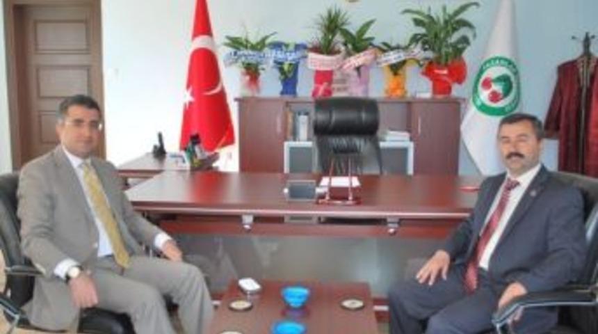 Kaymakam &Ccedil;ınar&rsquo;dan Belediye Başkanı Erdoğan'a Hayırlı Olsun Ziyareti