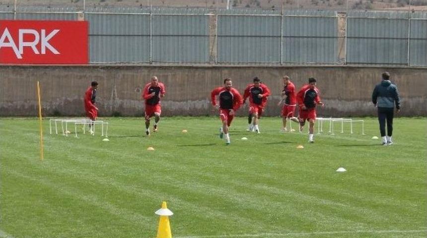 Elazığspor, Gaziantepspor Ma&ccedil;ı Hazırlıklarına Devam Ediyor