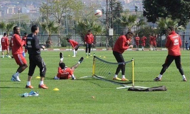 Samsunspor, Futbolcuların Ma&ccedil;a &Ccedil;ıkmayacağı Haberlerini Yalanladı 1