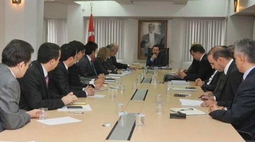 Afyonkarahisar&rsquo;da Belediye Başkanlıkları Kapatılan Beldelerin Sorunları Ele Alındı