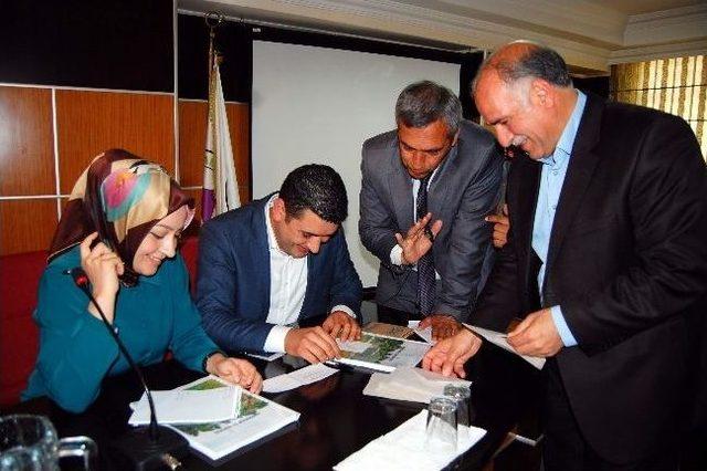 Belediye Meclisi İlk Toplantısını Yaptı 1