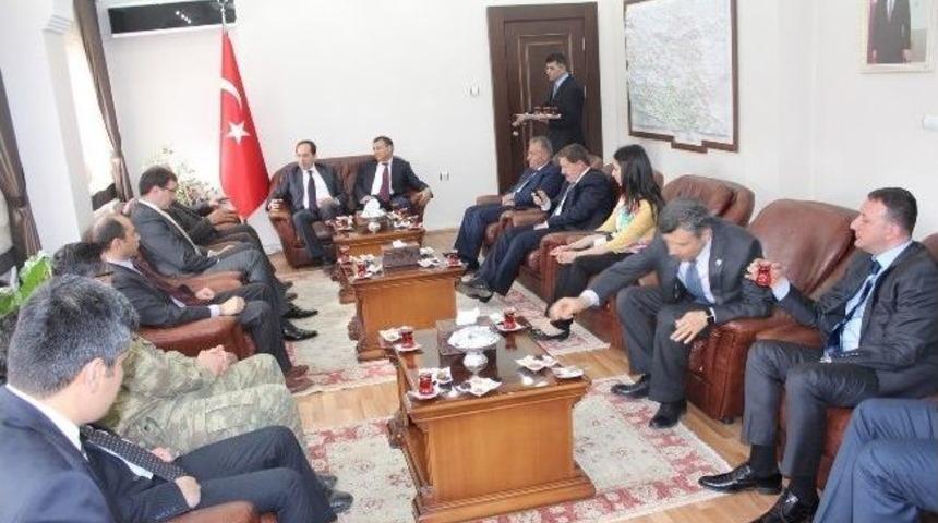 Duhok Valisi Ko&ccedil;er Hakkari&rsquo;de