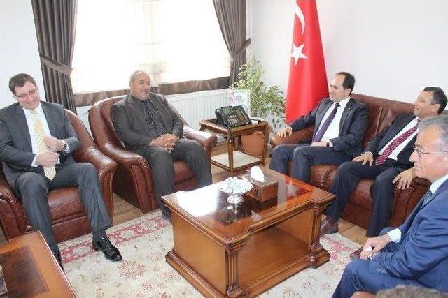 Duhok Valisi Ko&ccedil;er Hakkari&rsquo;de 2