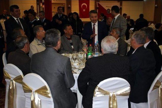 Polisler Moral Yemeğinde Buluştu 2