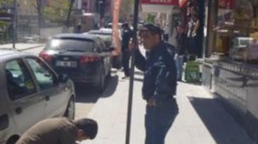 Belediyeden Yeni Trafik Y&ouml;n Levhaları