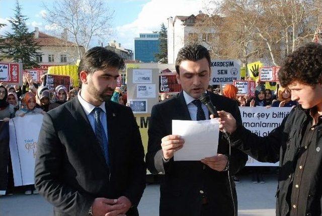 Ak Gen&ccedil;ler Mısır&rsquo;daki İdam Kararını Protesto Etti 1