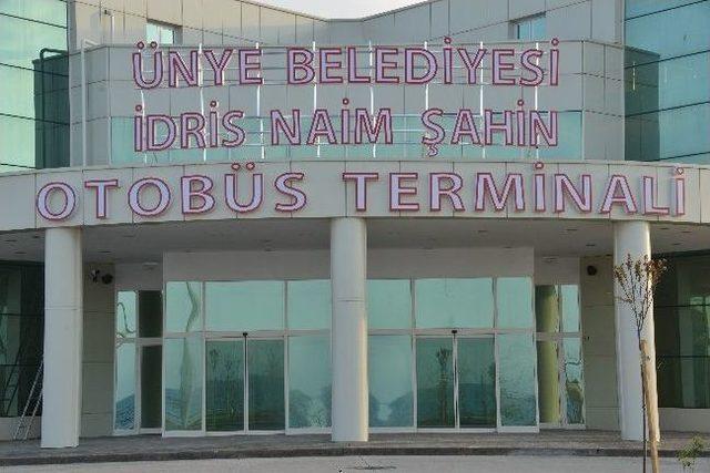 Eski Bakan Şahin&rsquo;in İsmi Terminalden Kaldırıldı 1