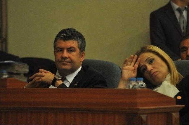 Balıkesir Büyükşehir Belediyesi nin 2014 Bütçesi 1.4 Milyar Lira 1