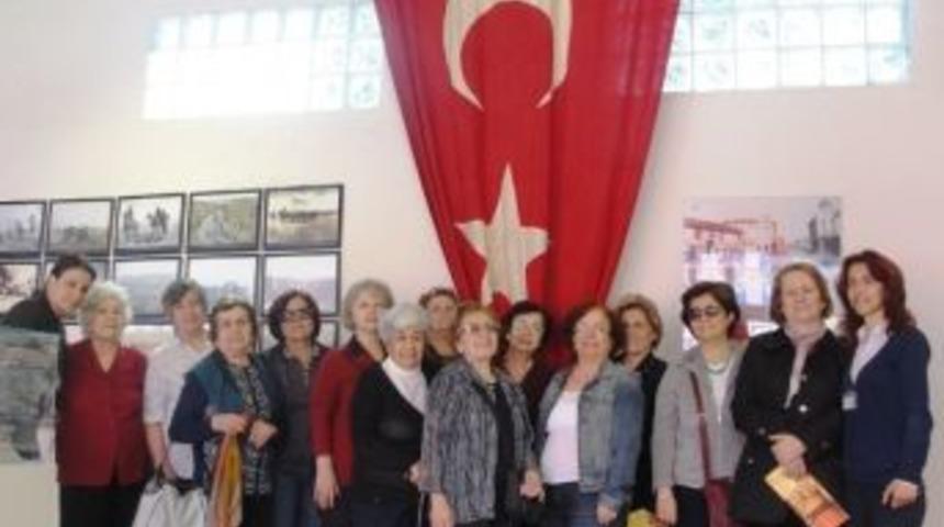 Yıldız Oteli&rsquo;nin Eski Sahipleri &Ouml;ykam&rsquo;ı Ziyaret Etti