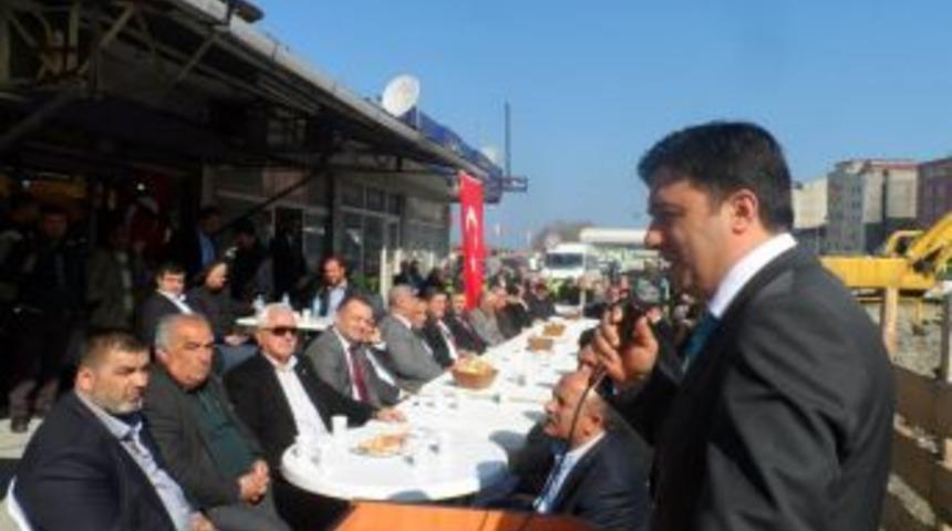 &Ccedil;ağlayan Camisi i&ccedil;in kahvaltılı toplantı d&uuml;zenlendi