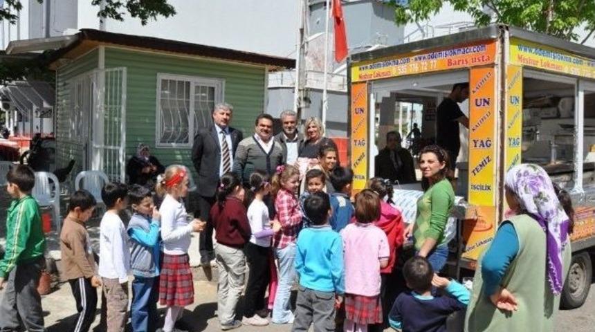 &Ouml;demiş&rsquo;in 2. Kadın Muhtarı G&ouml;revine Lokma D&ouml;kt&uuml;rerek Başladı
