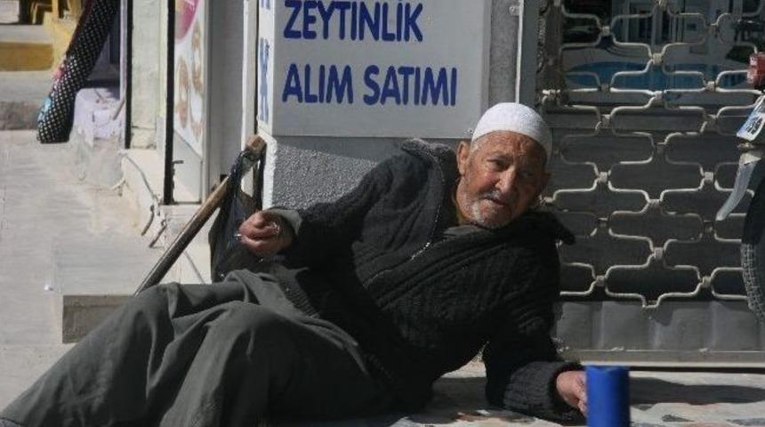 Polis Ve Zabıta Ekipleri Dilencilerle M&uuml;cadele Başlattı