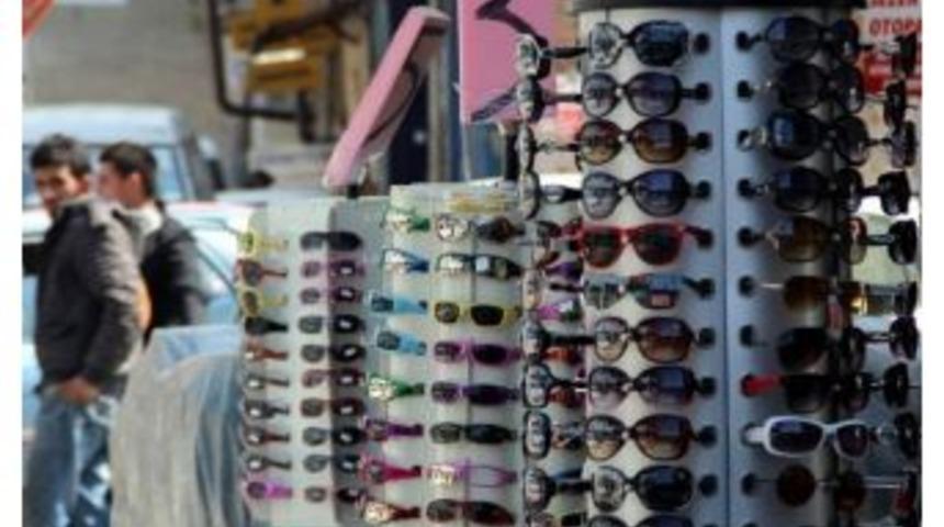 G&uuml;neşten Korunmak İsterken G&ouml;z&uuml;n&uuml;zden Olmayın