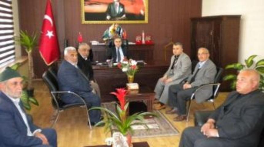 Şehit Ailelerinden Kaymakam Beyazyıldız&rsquo;a Ziyaret