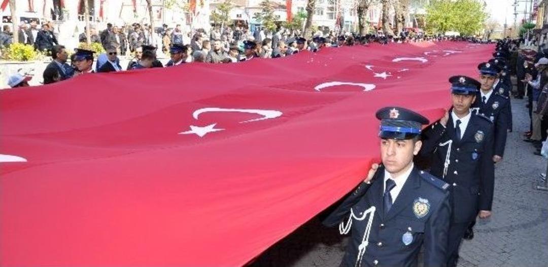 Aksaray'da Polis Teşkilatı'nın Kuruluş Yıld&ouml;n&uuml;m&uuml; Etkinlikleri