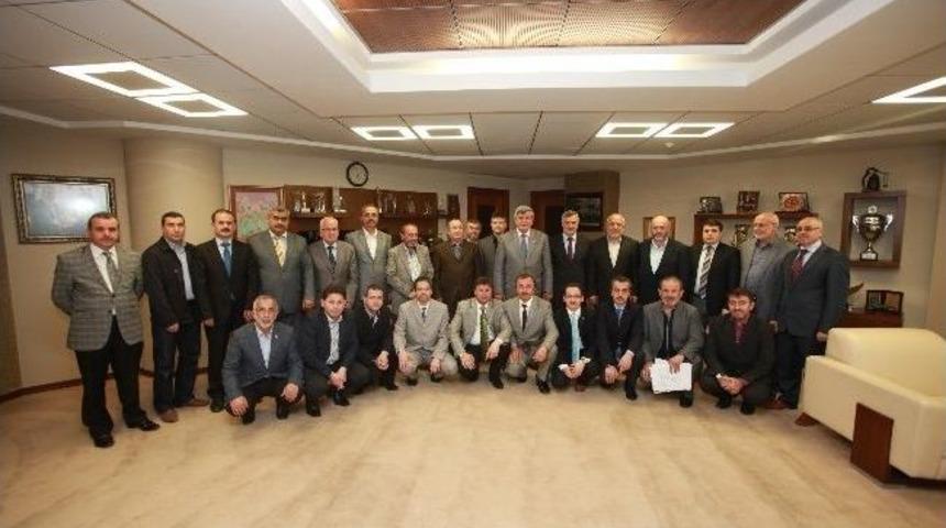 Başkan Karaosmanoğlu&rsquo;na Ziyaretler S&uuml;r&uuml;yor