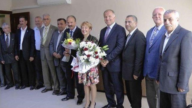 Başkan Beh&ccedil;et Saatcı, Mazbatayı Aldı 2